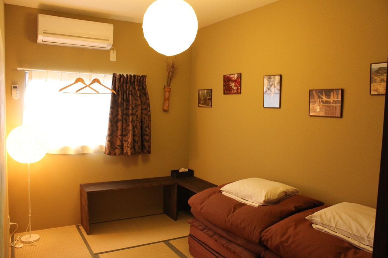 Bar And Hostel Mondo Osaka Luaran gambar